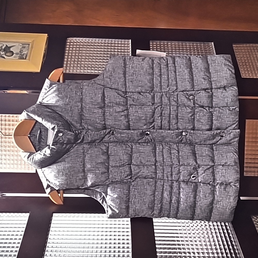 NWT Puffer Vest by Charter Club-Macy's. Color: Shadow Grey. Size Medium.